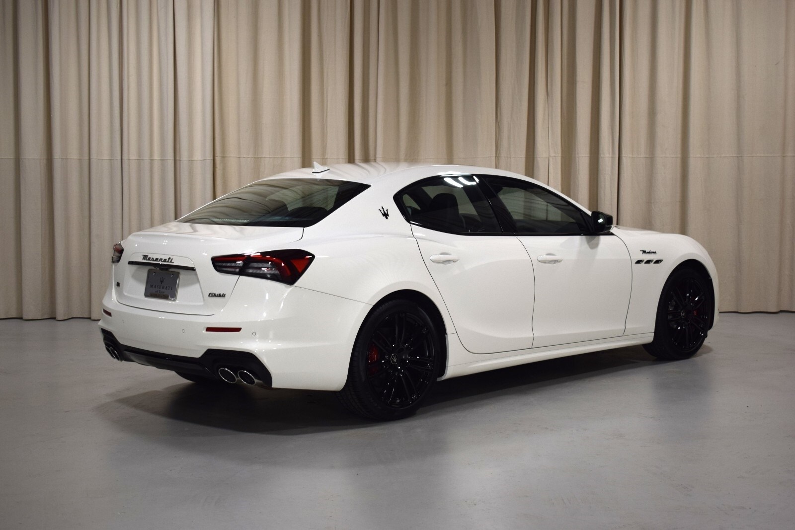 Thumbnail: 2024 Maserati Ghibli - 9