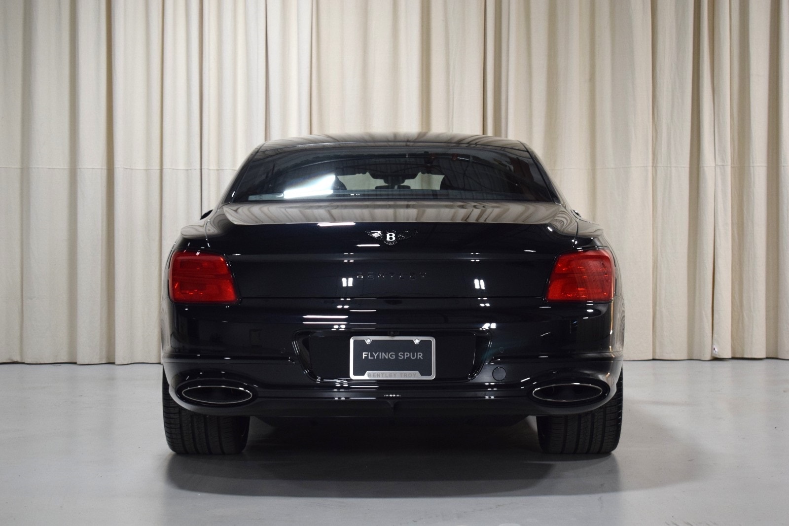 Thumbnail: 2026 Bentley Flying Spur - 14