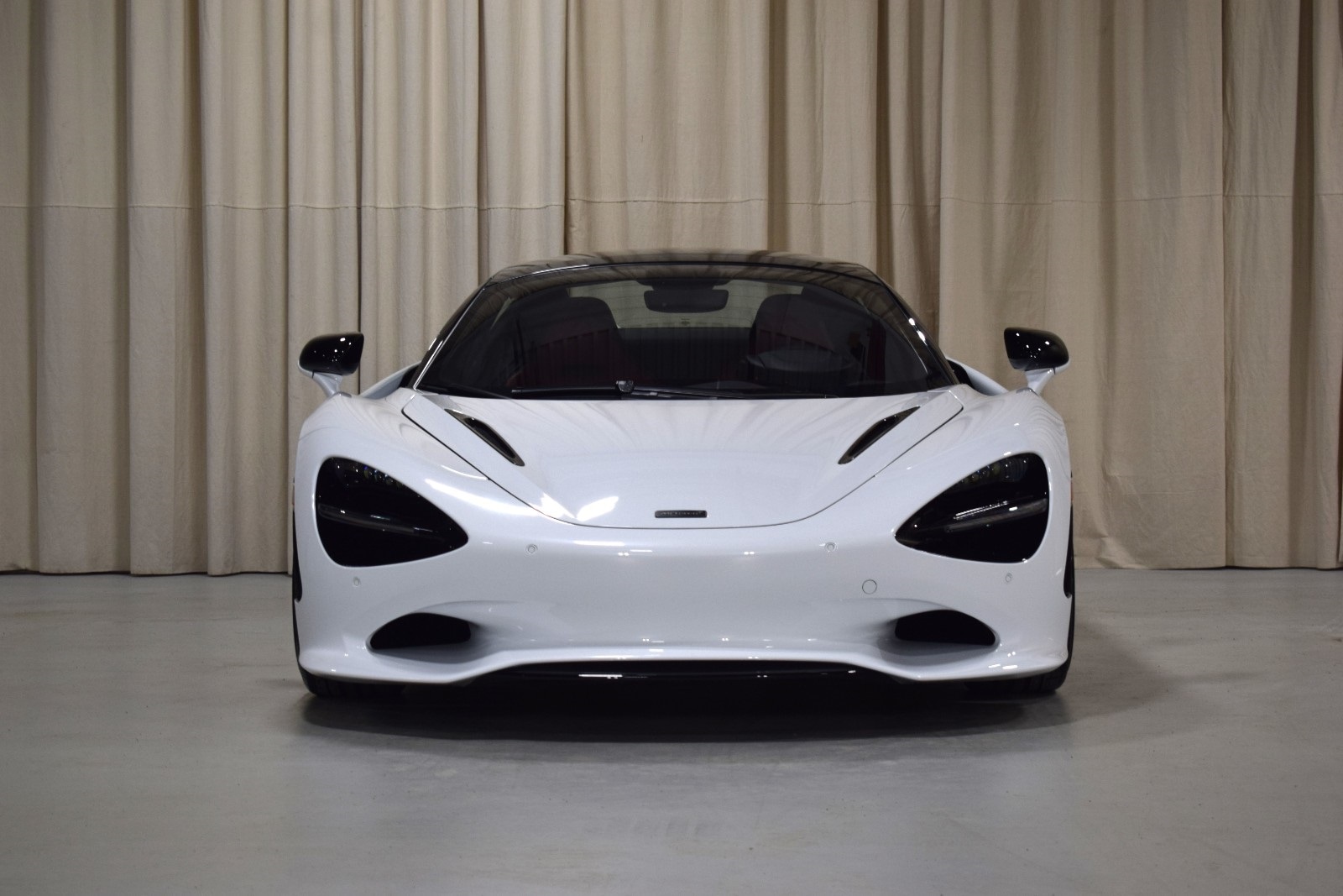 Thumbnail: 2025 Mclaren 750S - 10