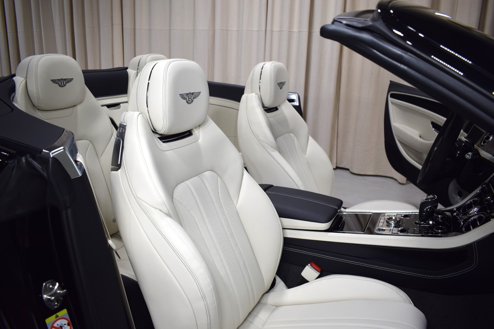 Thumbnail: 2025 Bentley Continental - 23