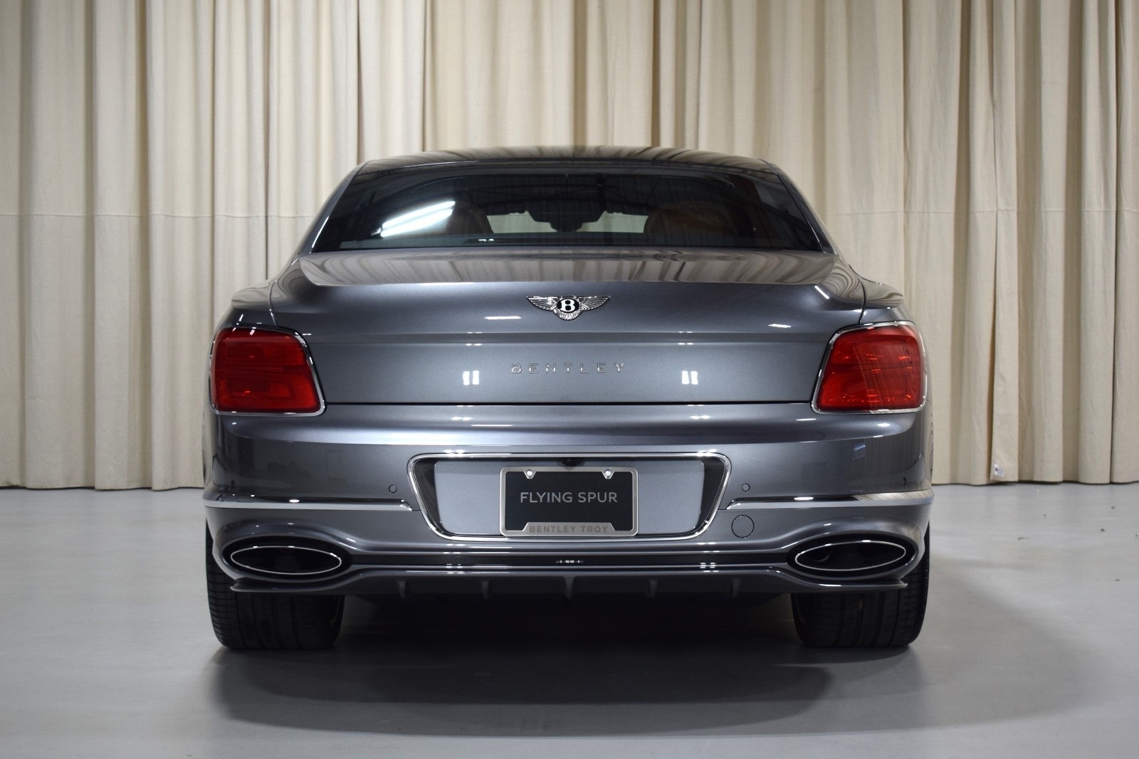 Thumbnail: 2025 Bentley Flying Spur - 19