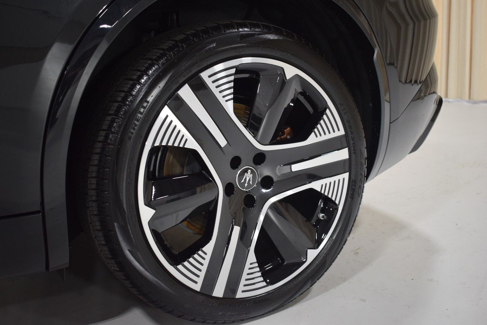 Thumbnail: 2025 Maserati Grecale - 9