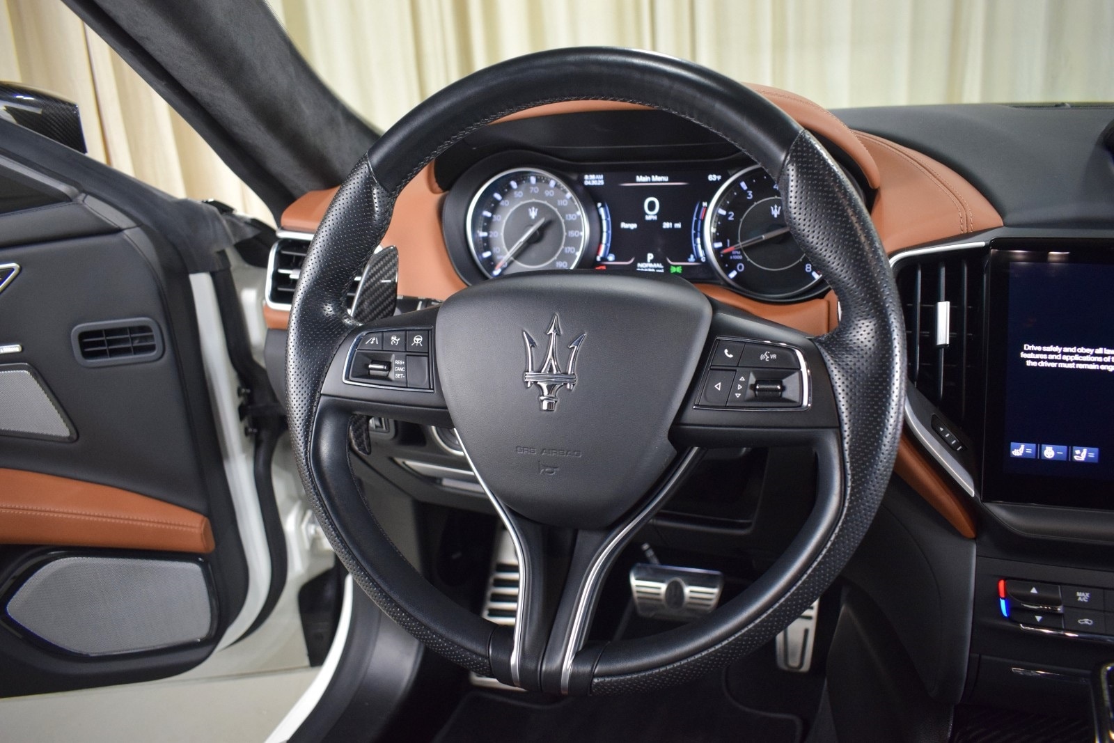 Thumbnail: 2022 Maserati Ghibli - 27