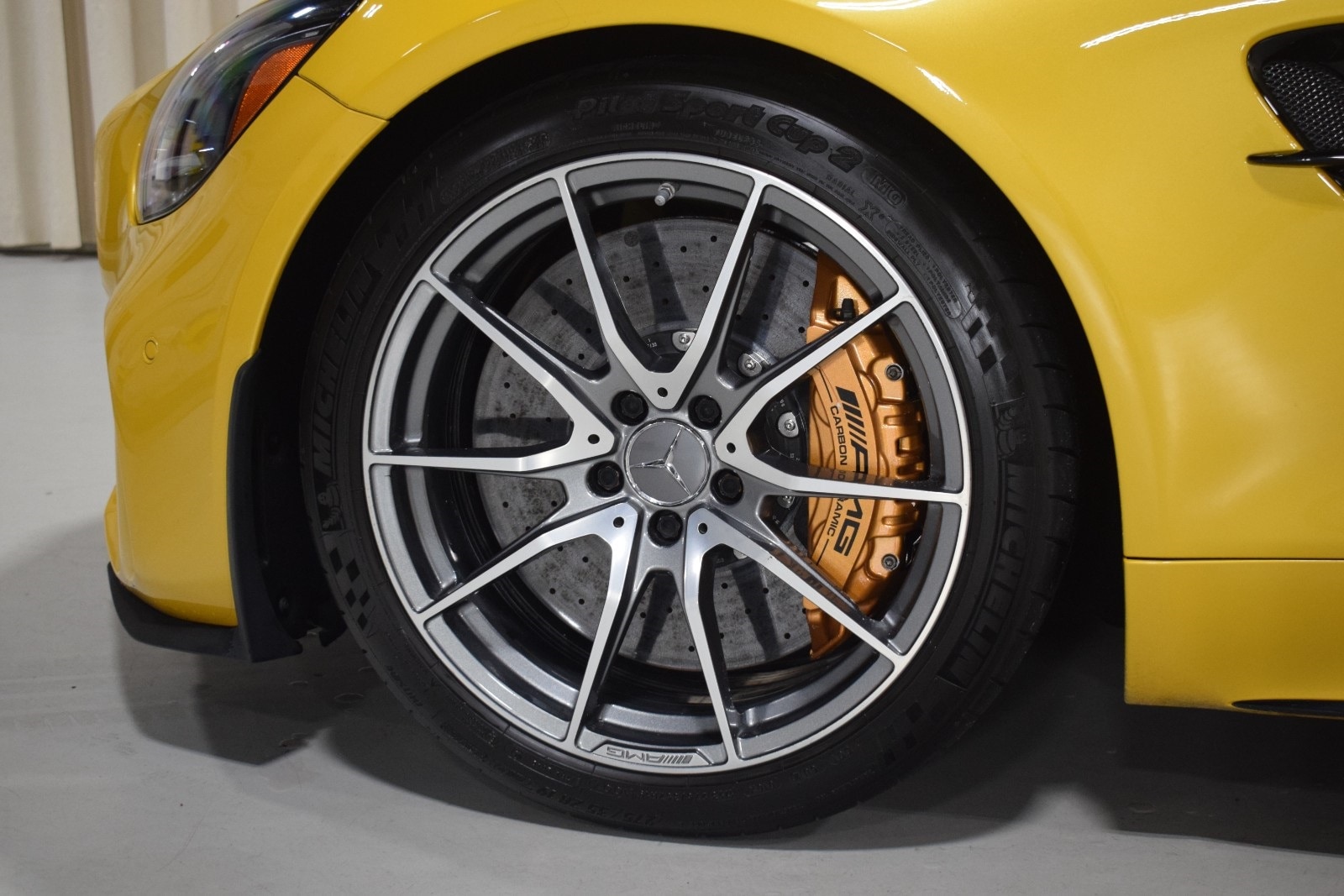 Thumbnail: 2020 Mercedes-Benz AMG GT - 8