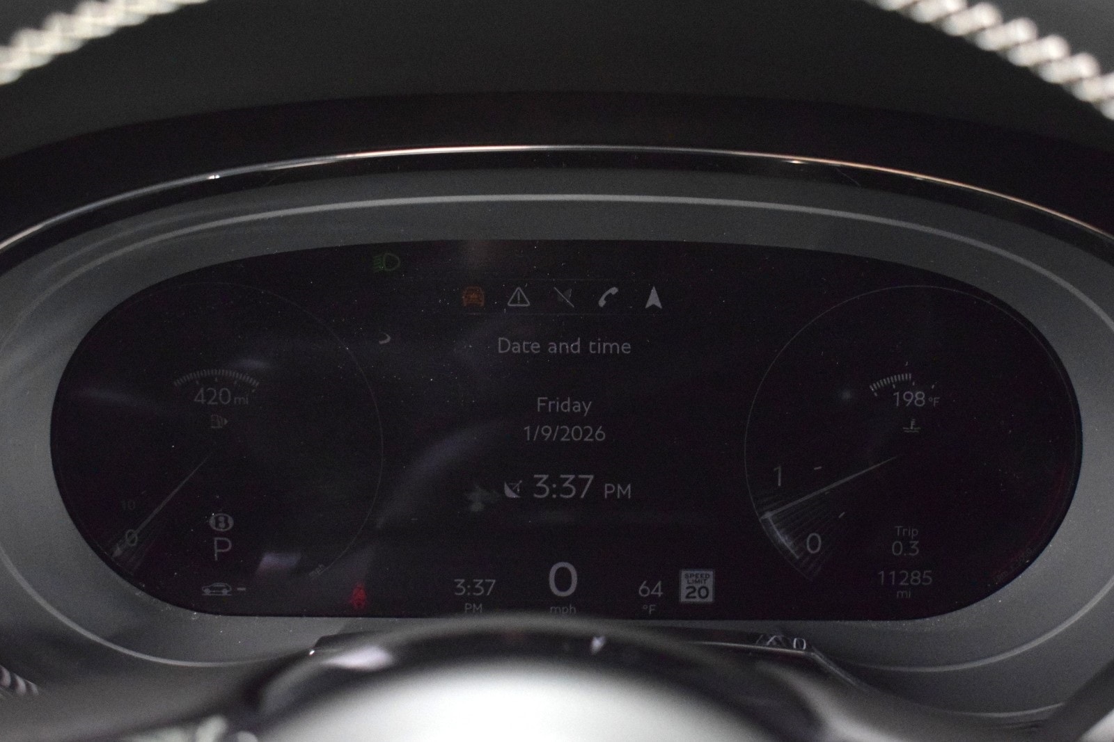 Thumbnail: 2023 Bentley Bentayga - 29