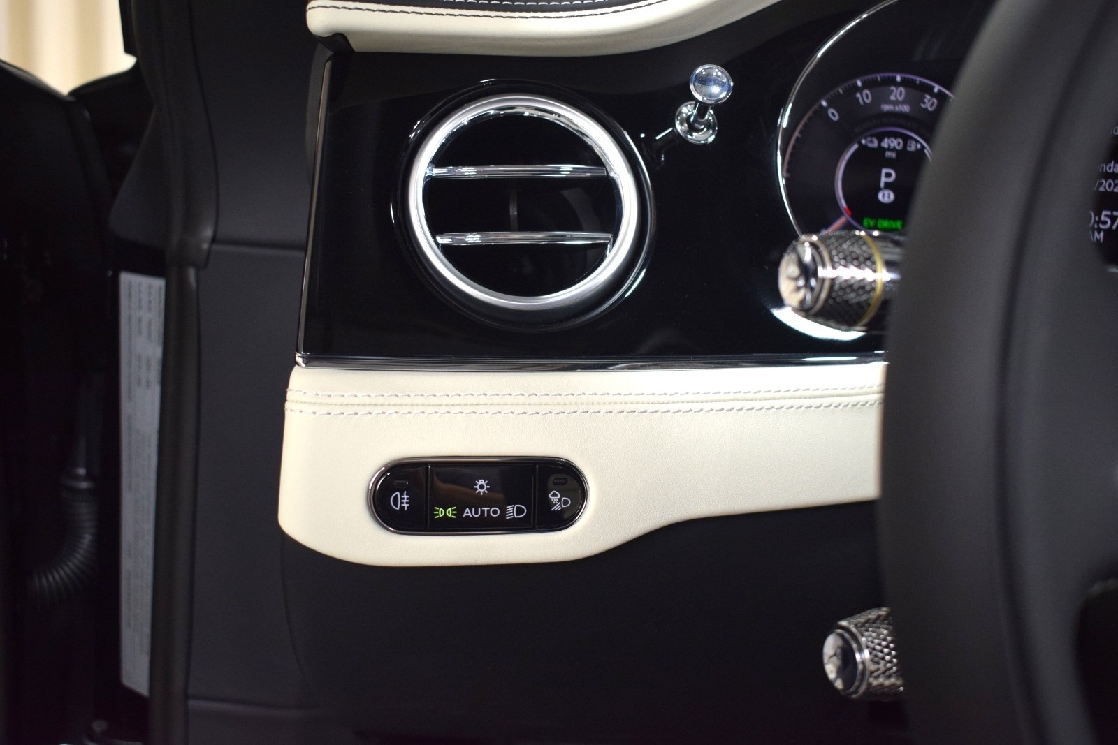 Thumbnail: 2025 Bentley Continental - 29