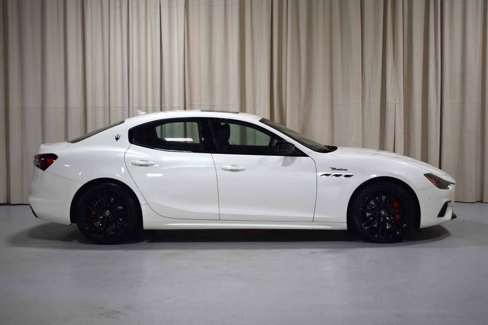 Thumbnail: 2022 Maserati Ghibli - 15