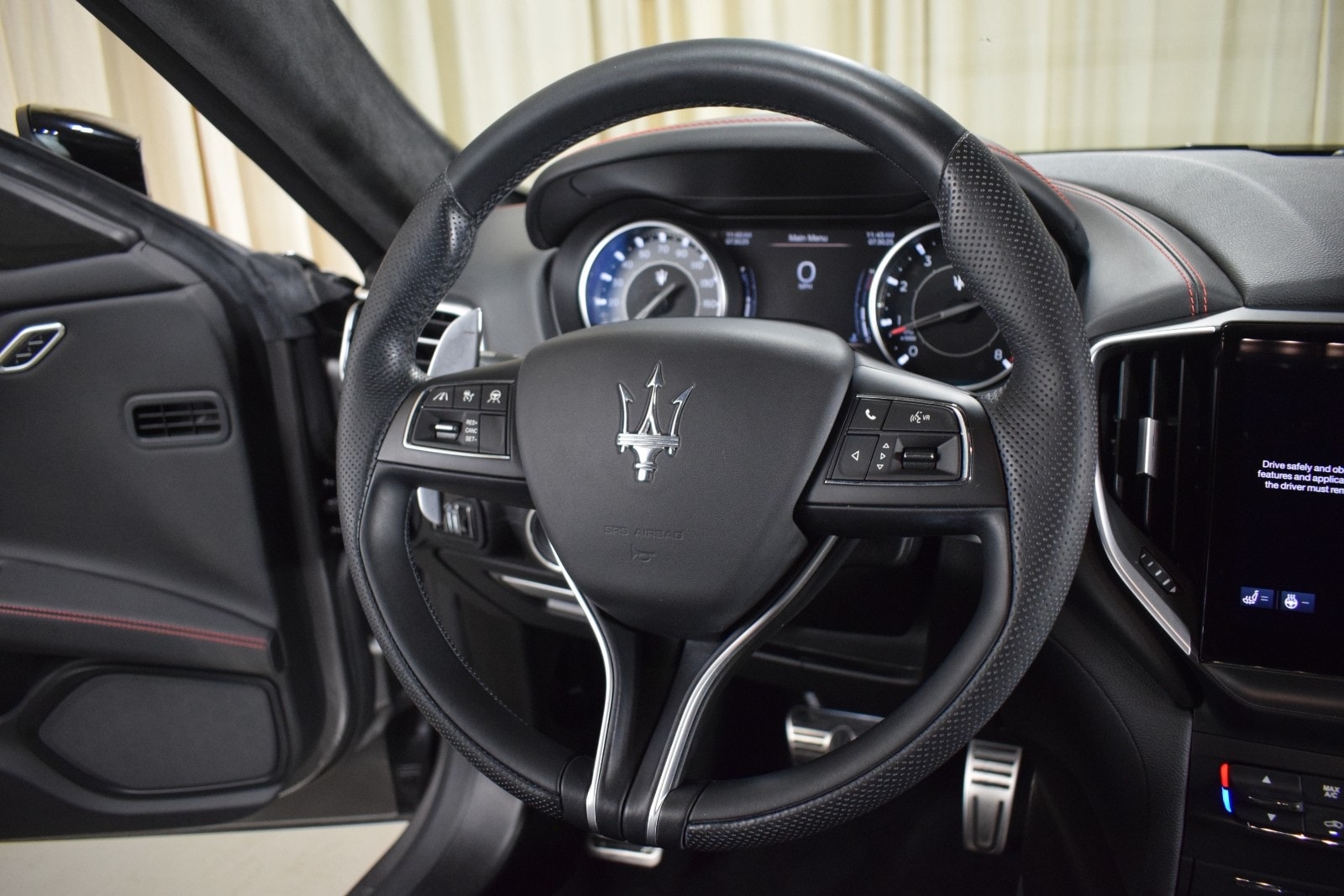 Thumbnail: 2022 Maserati Ghibli - 27