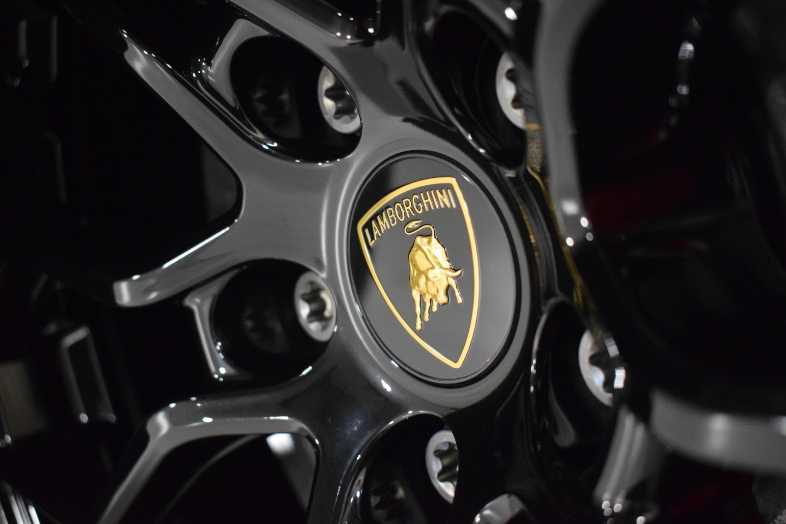 Thumbnail: 2023 Lamborghini Huracan - 19