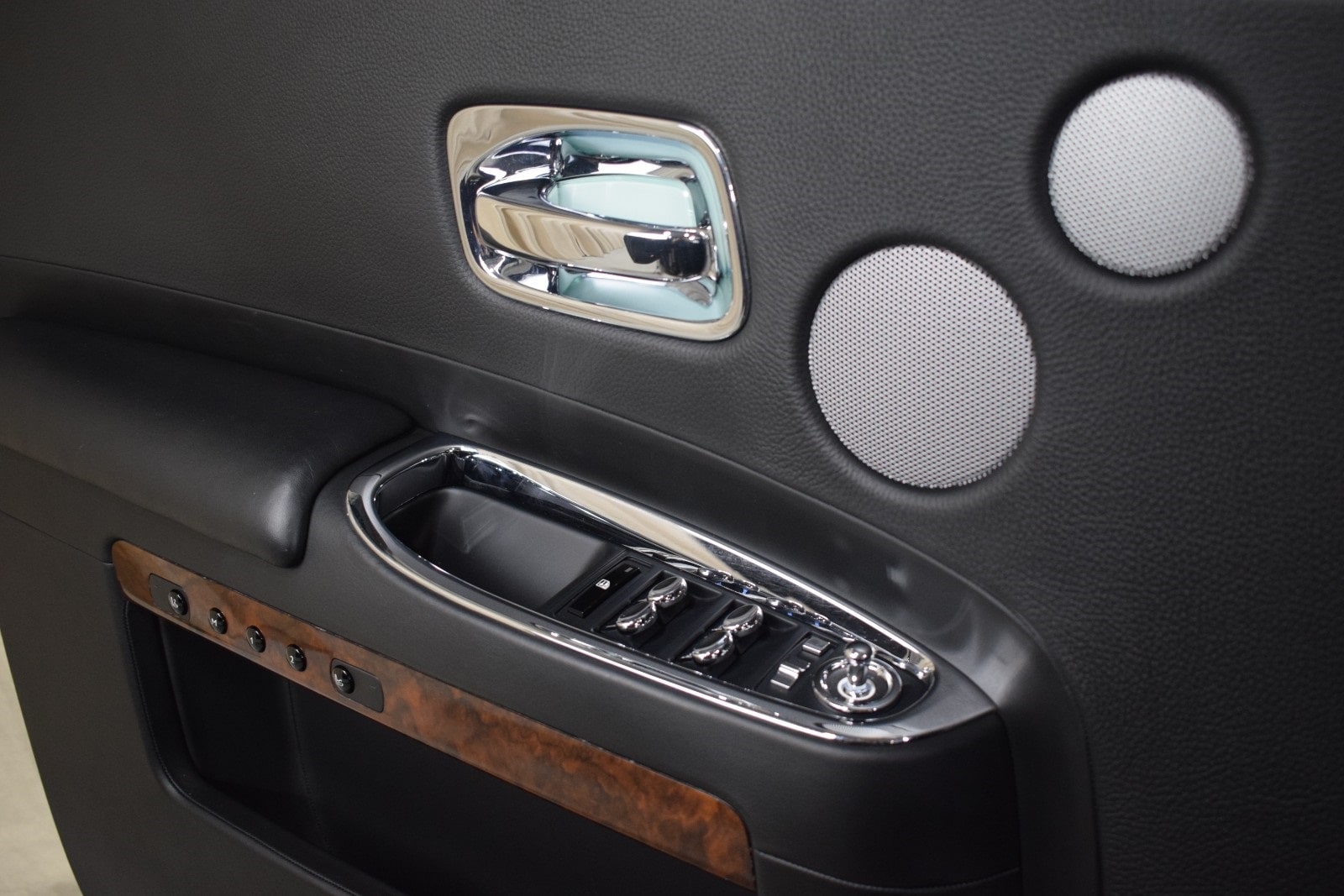 Thumbnail: 2012 Rolls-Royce Ghost - 42