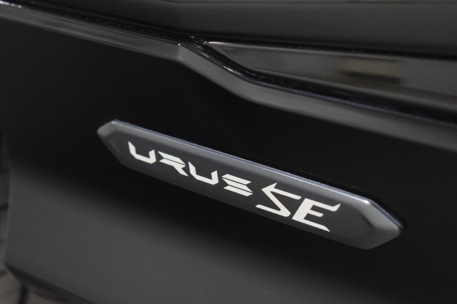Thumbnail: 2025 Lamborghini Urus - 12