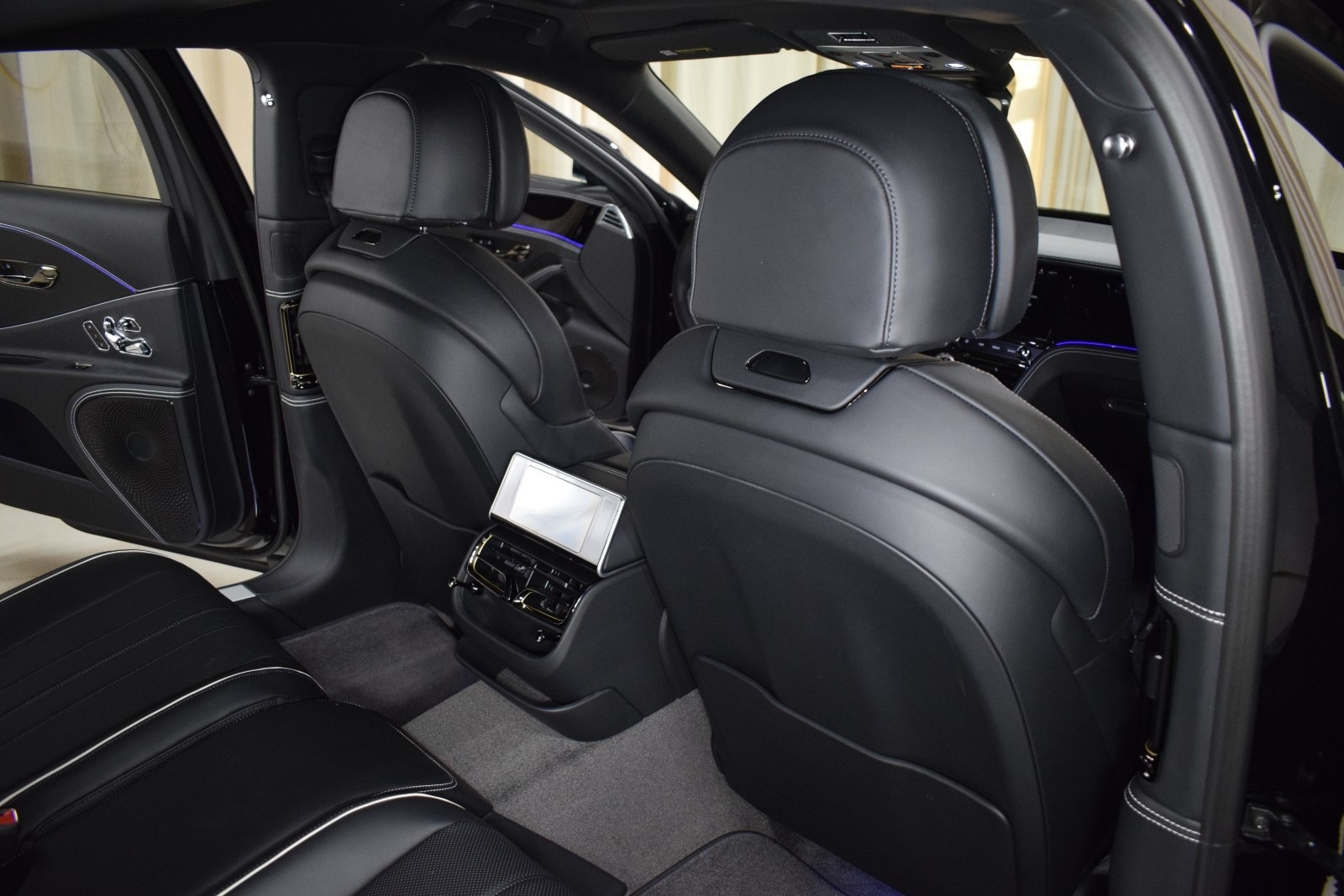 Thumbnail: 2026 Bentley Flying Spur - 21