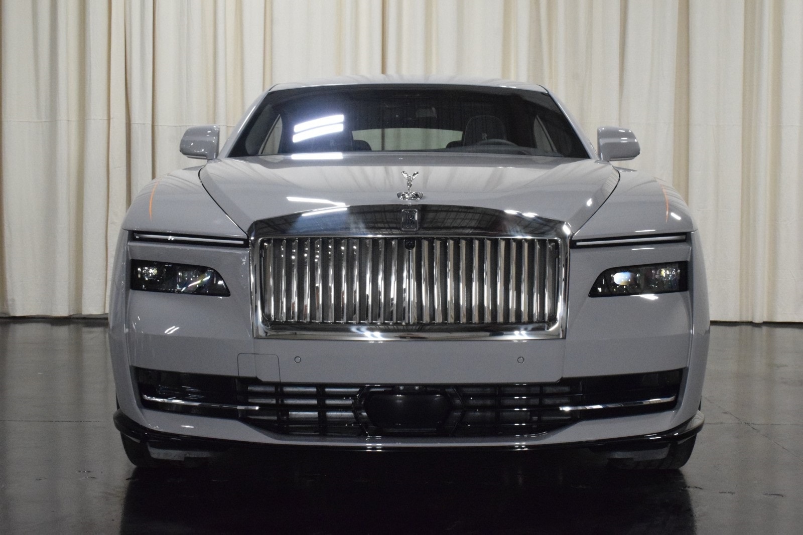 Thumbnail: 2024 Rolls-Royce Spectre - 10