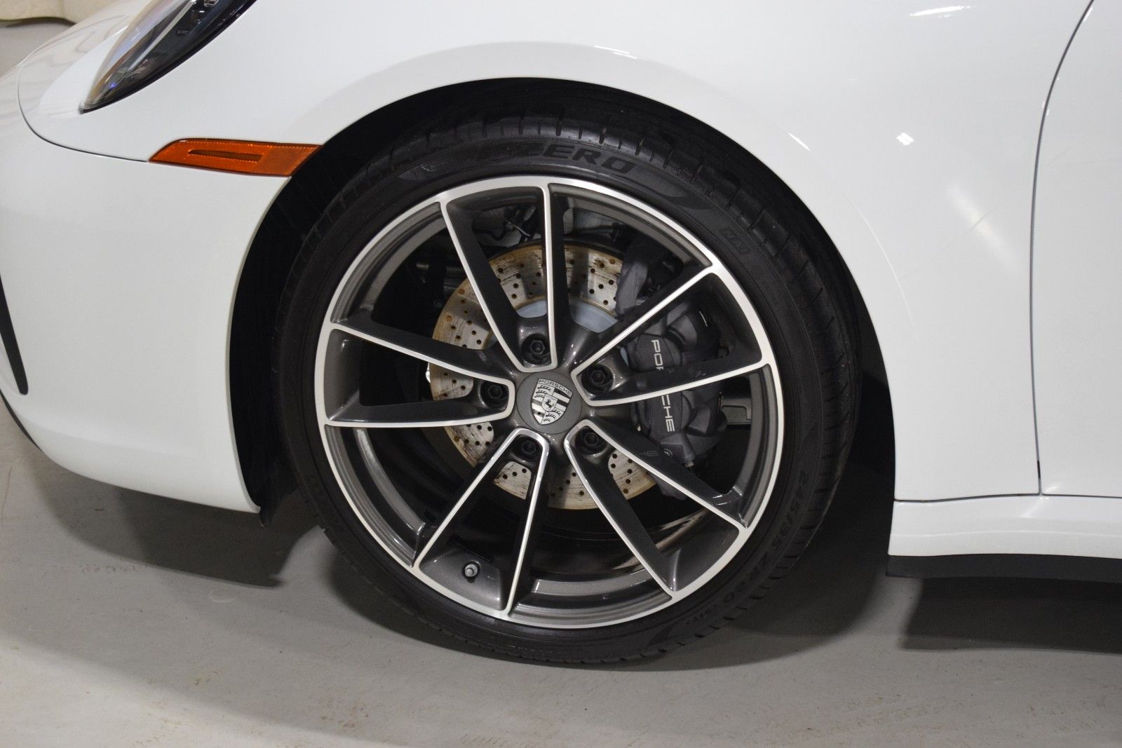 Thumbnail: 2024 Porsche 911 - 5