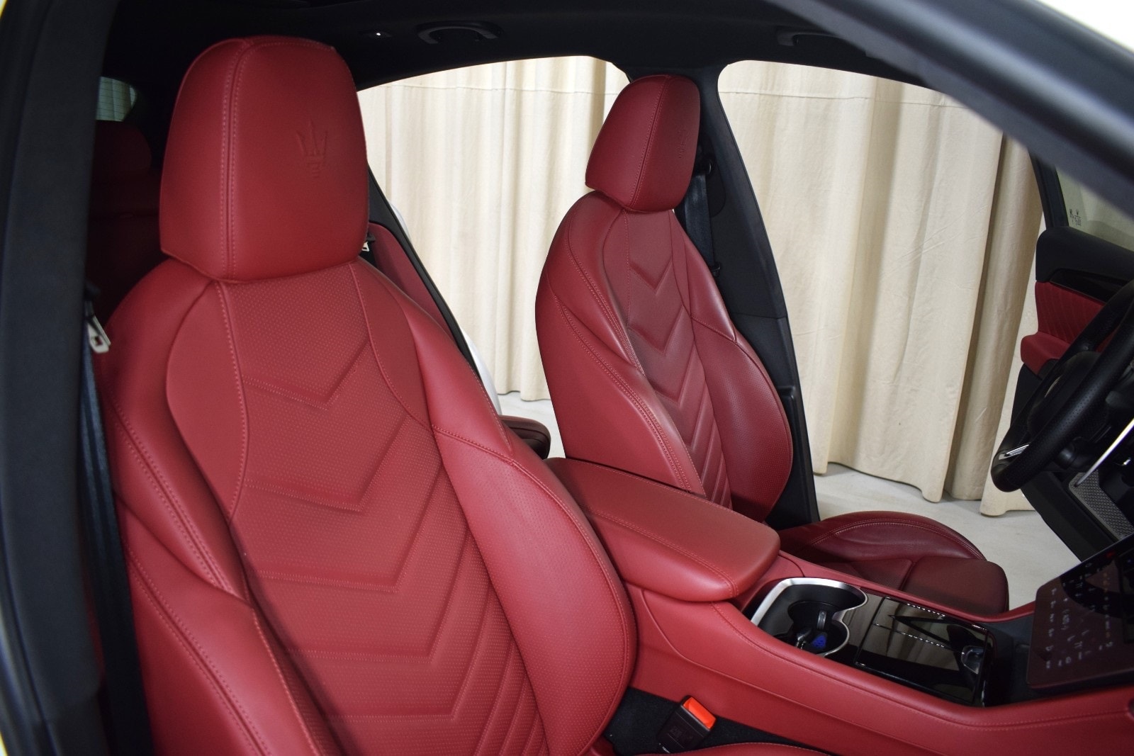 Thumbnail: 2024 Maserati Grecale - 22