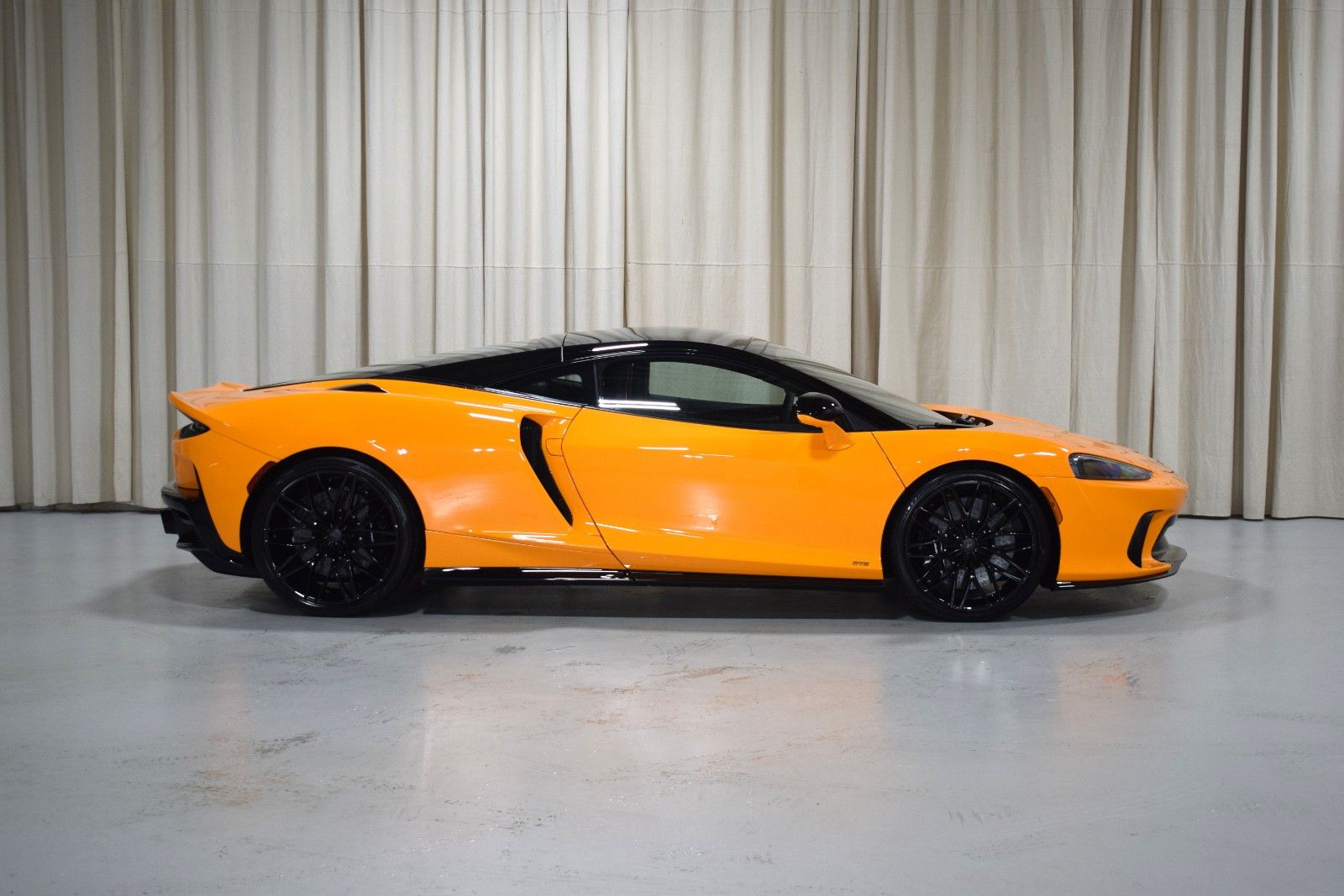 Thumbnail: 2026 Mclaren GTS - 13