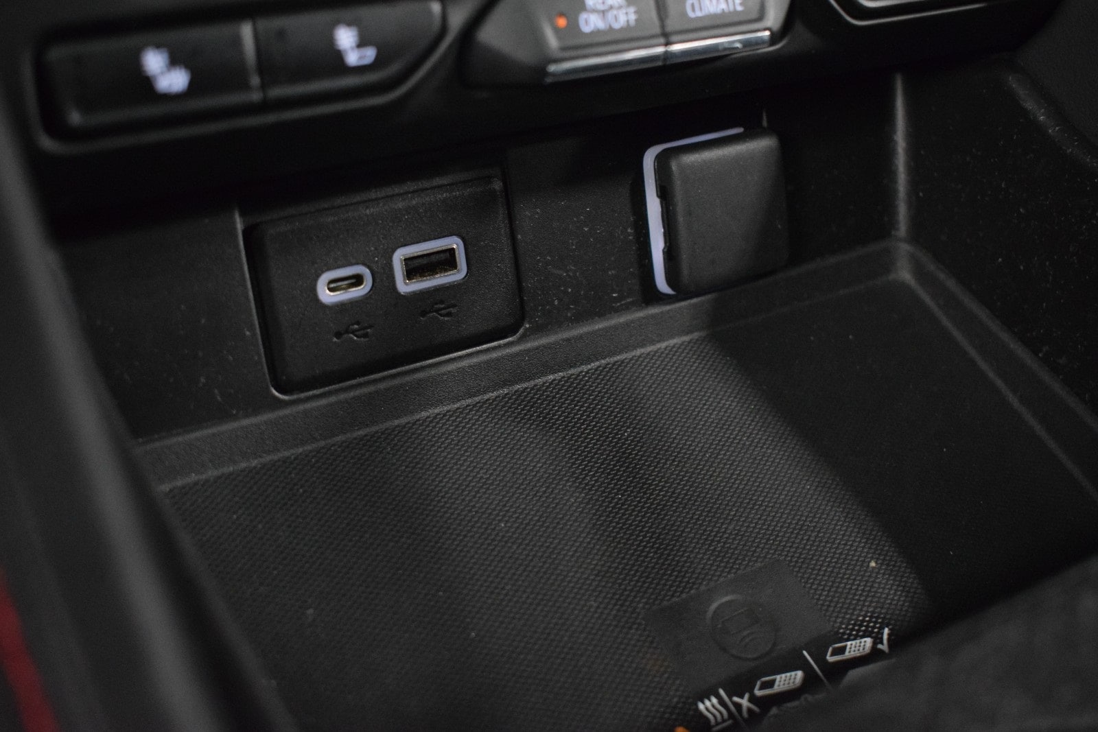 Thumbnail: 2022 Chevrolet Tahoe - 32