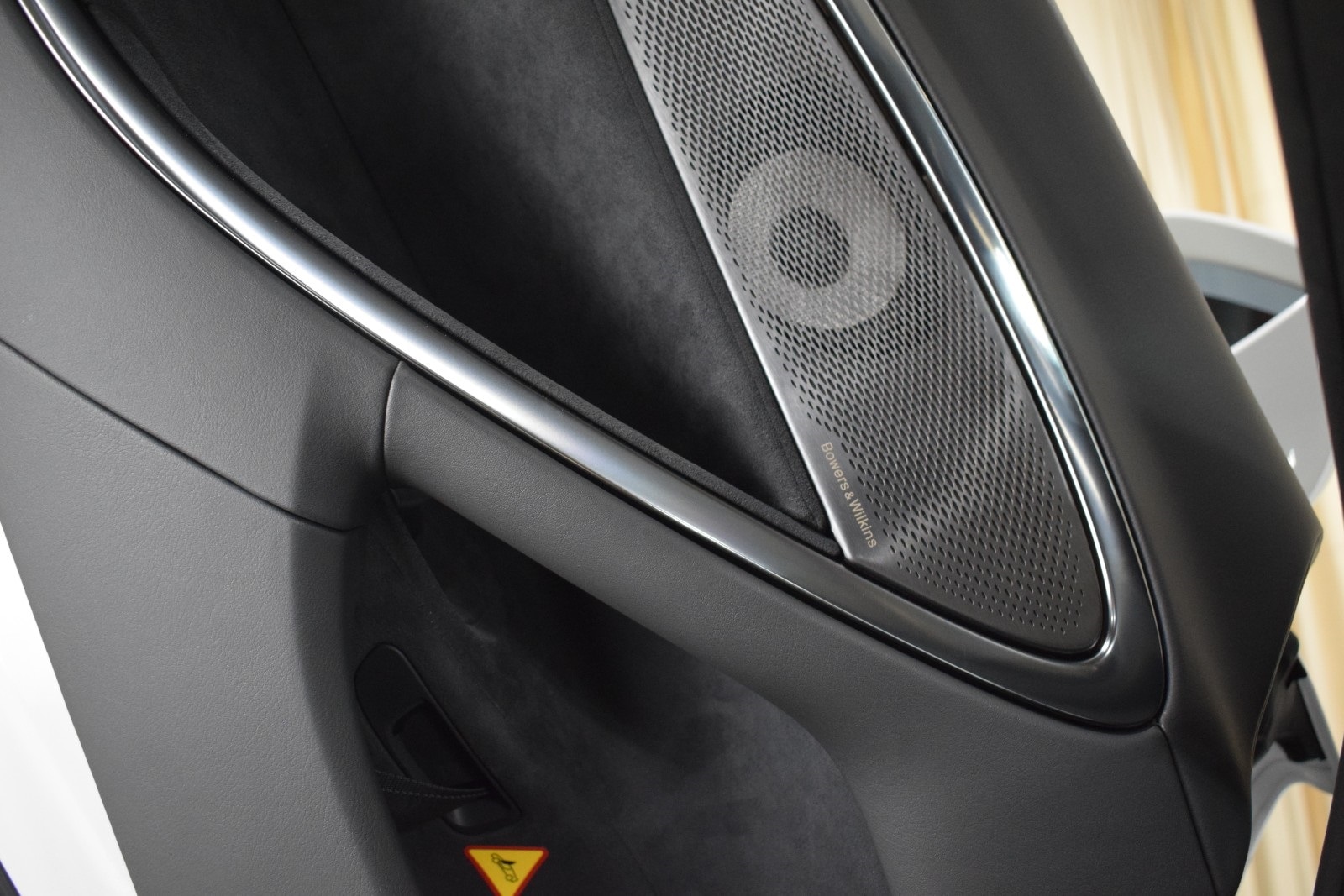 2025 Mclaren Artura  30