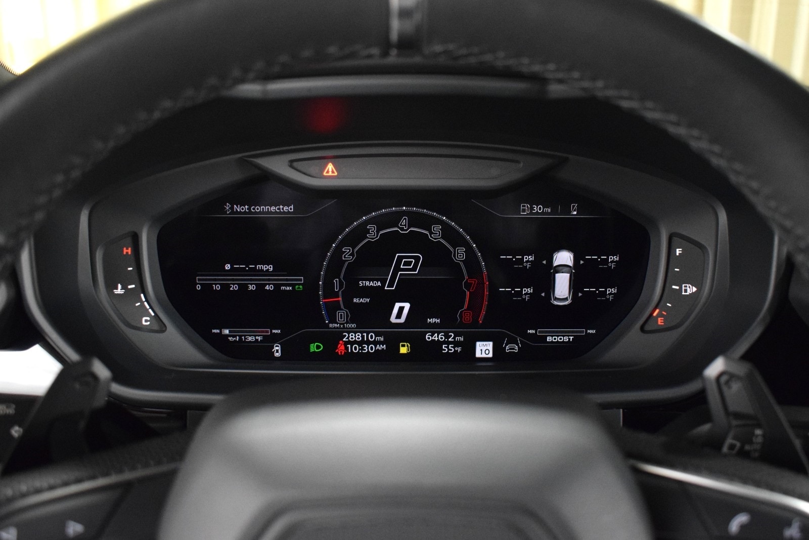 Thumbnail: 2023 Lamborghini Urus - 30