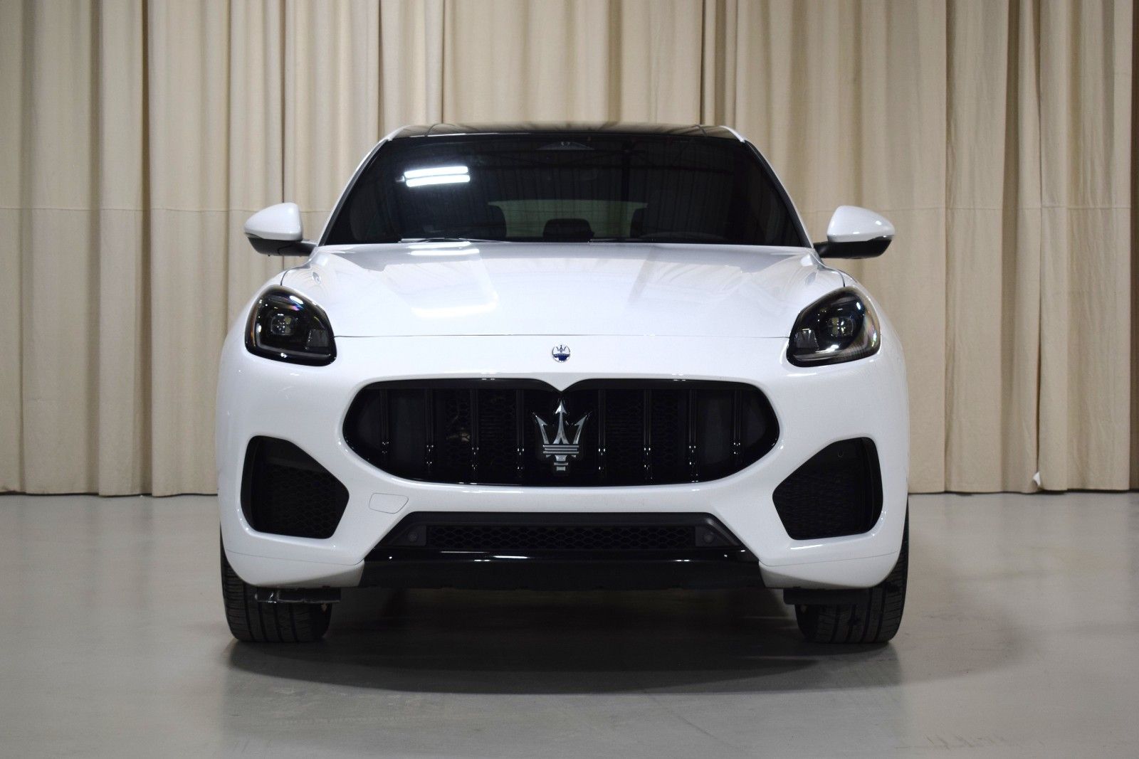 Thumbnail: 2023 Maserati Grecale - 8