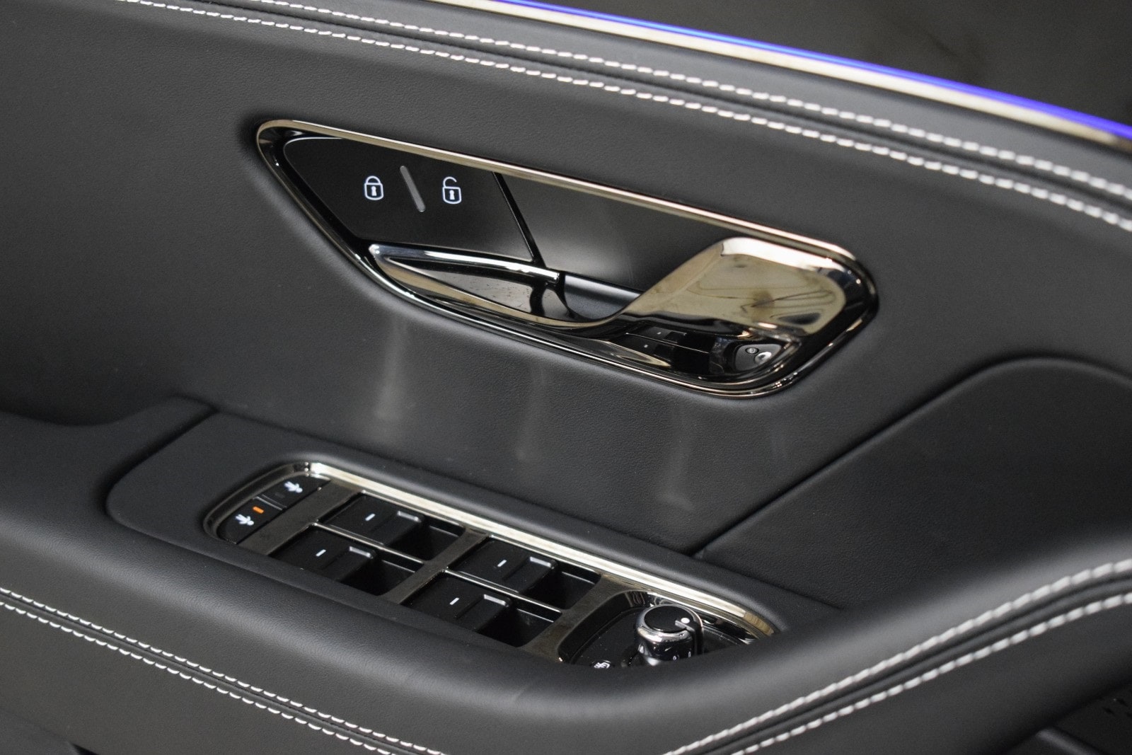 Thumbnail: 2026 Bentley Flying Spur - 39