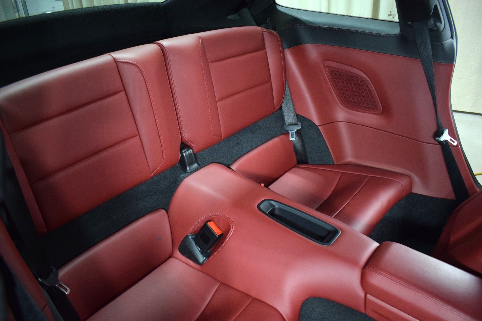 Thumbnail: 2017 Porsche 911 - 19