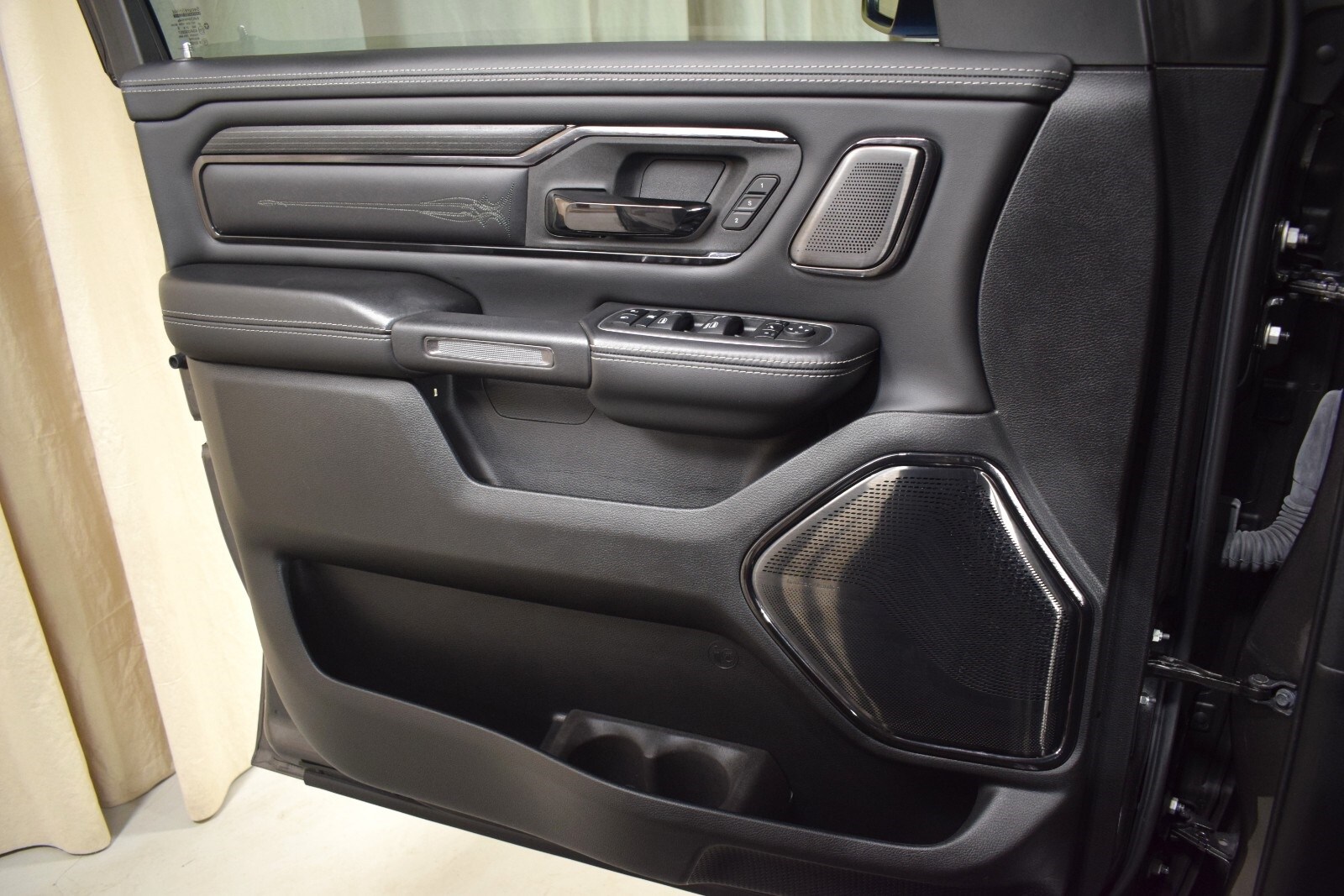 Thumbnail: 2022 RAM 1500 - 39