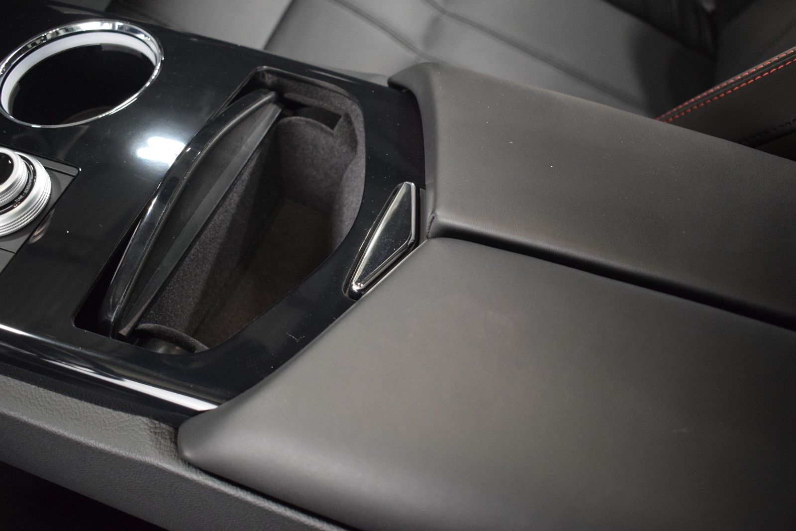 Thumbnail: 2024 Maserati Ghibli - 34