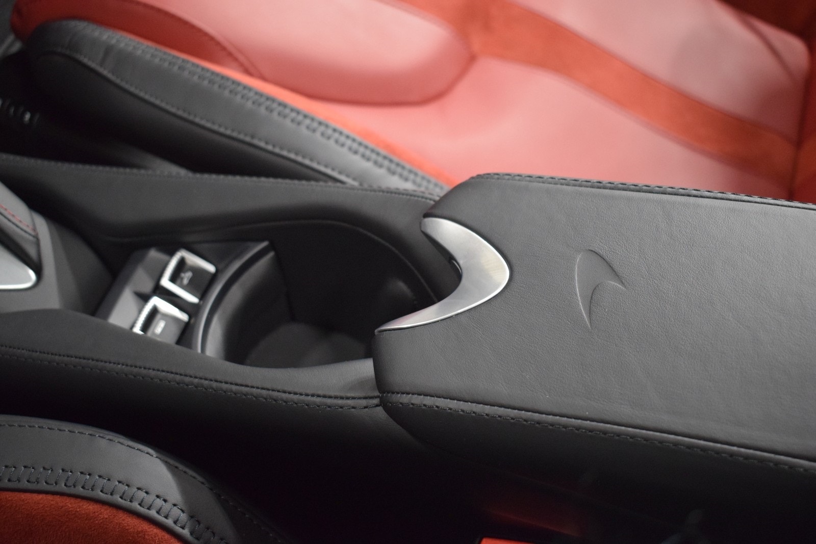 Thumbnail: 2025 Mclaren 750S - 29