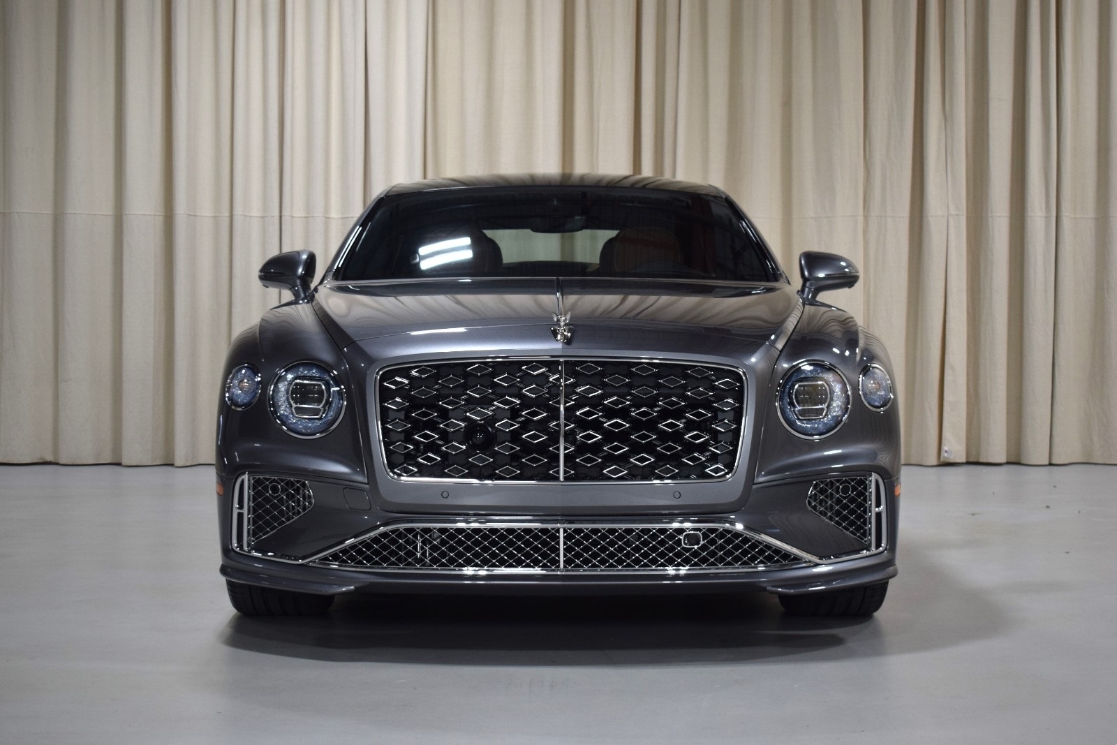 Thumbnail: 2025 Bentley Flying Spur - 17