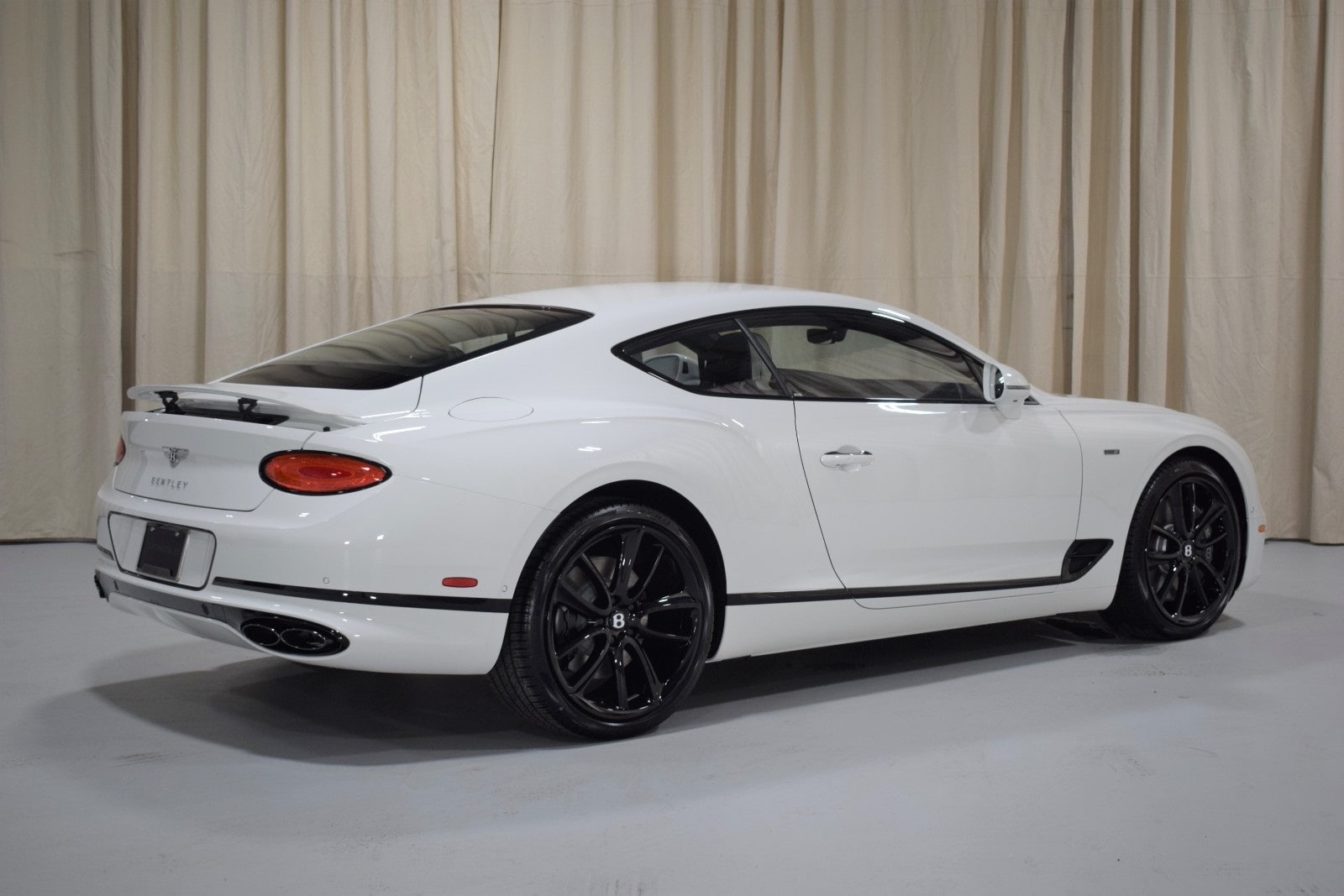 Thumbnail: 2024 Bentley Continental - 3