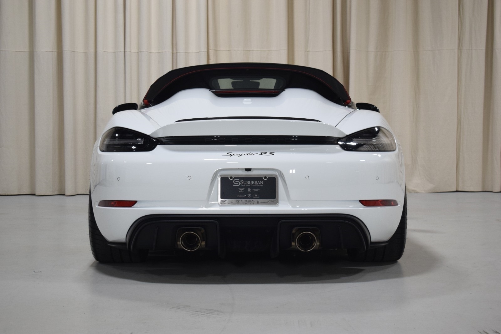 Thumbnail: 2024 Porsche  - 14