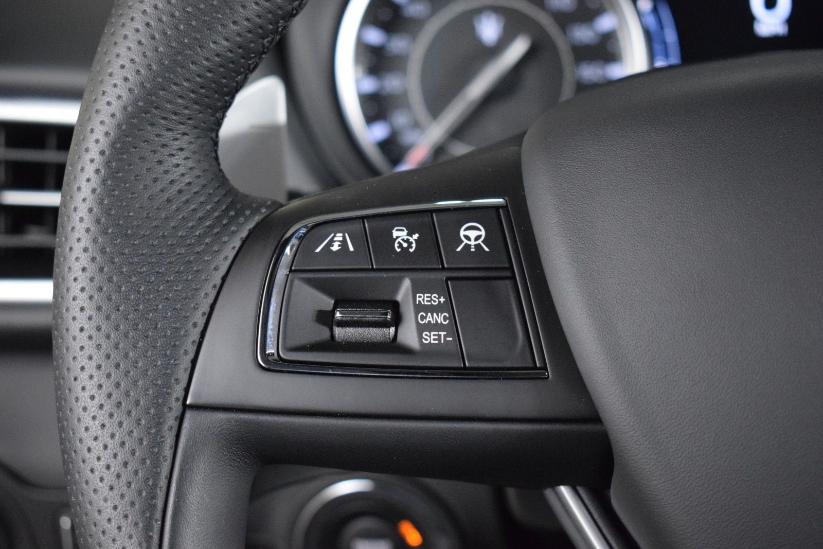 Thumbnail: 2024 Maserati Ghibli - 25