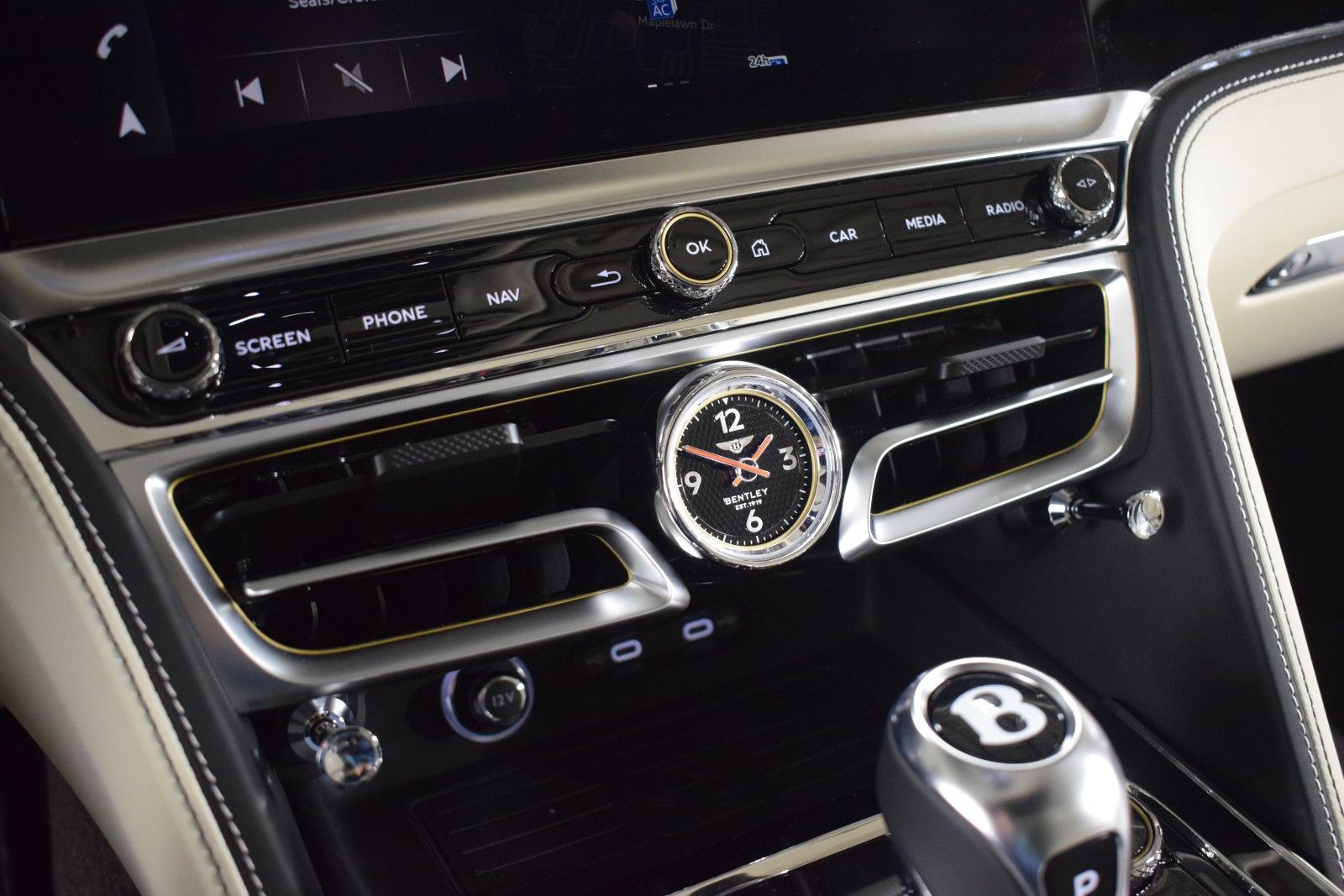 Thumbnail: 2025 Bentley Flying Spur - 31