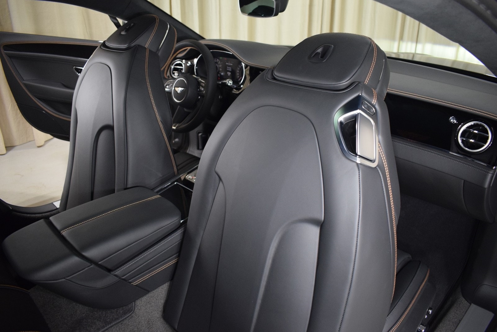 Thumbnail: 2025 Bentley Continental - 20