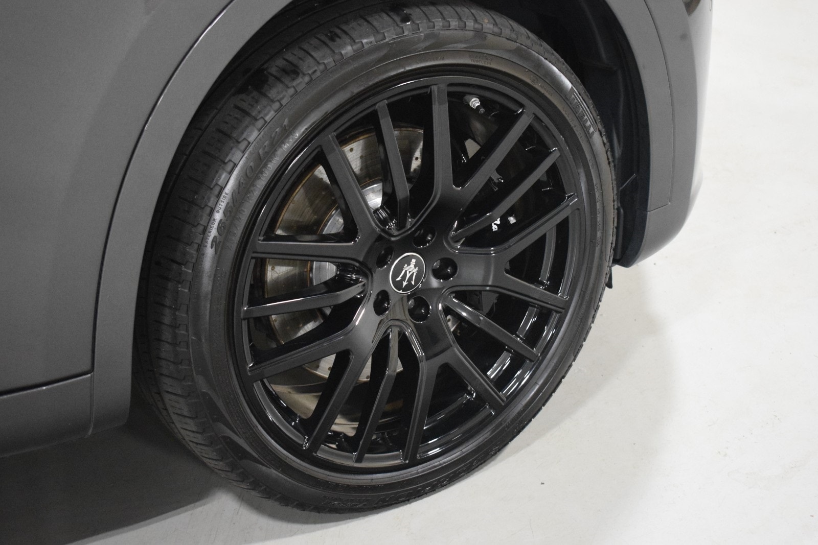 Thumbnail: 2022 Maserati Levante - 18