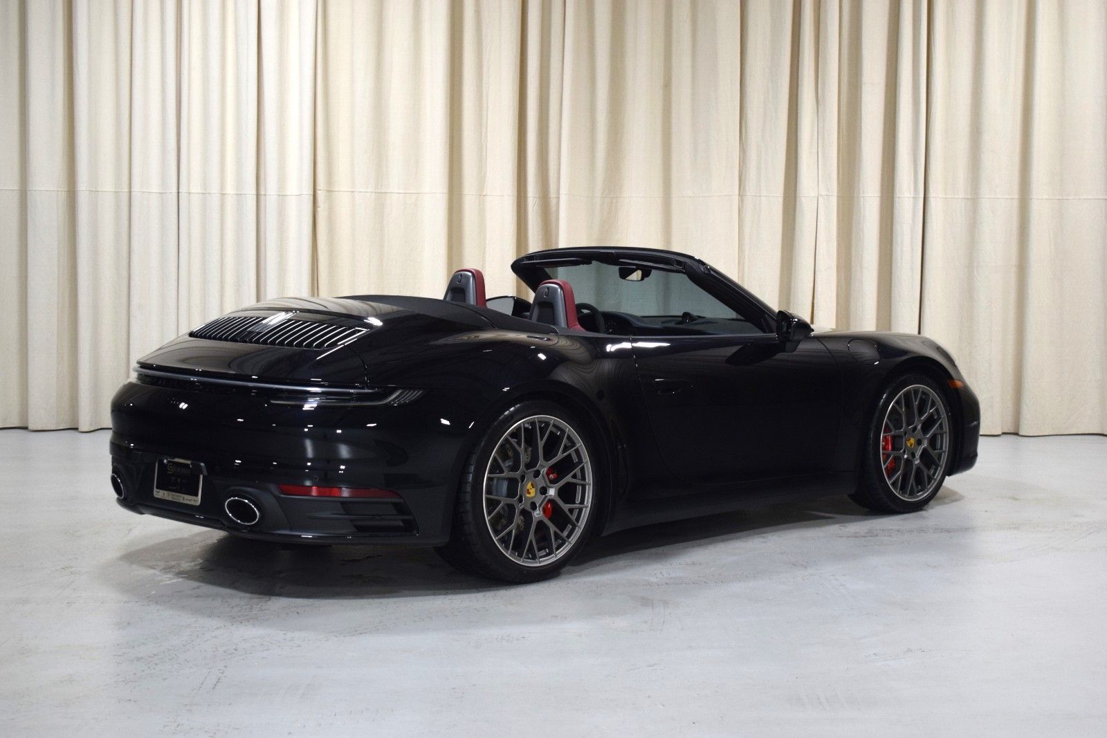 Thumbnail: 2024 Porsche 911 - 11