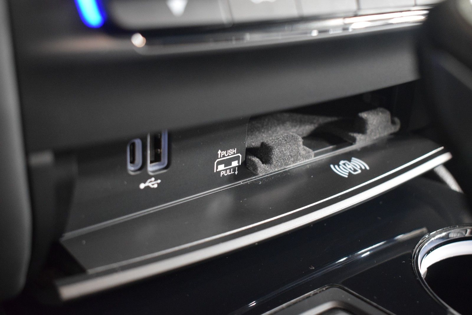 Thumbnail: 2024 Maserati Ghibli - 34