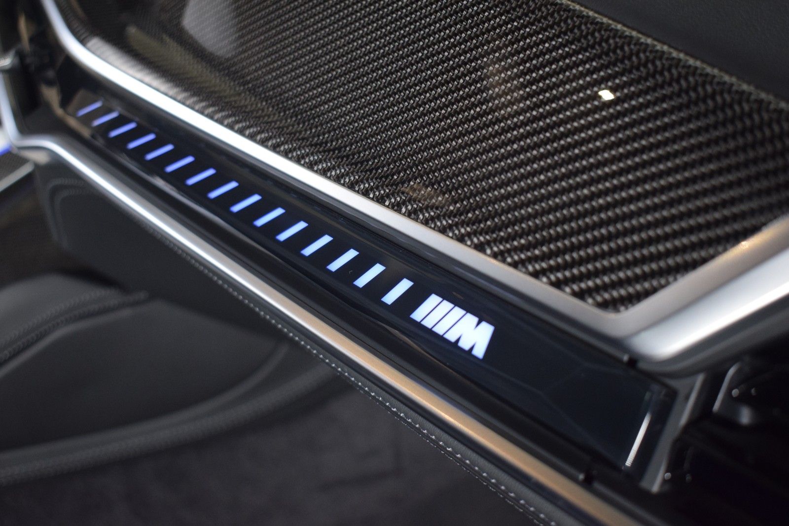 Thumbnail: 2025 BMW X5 - 27