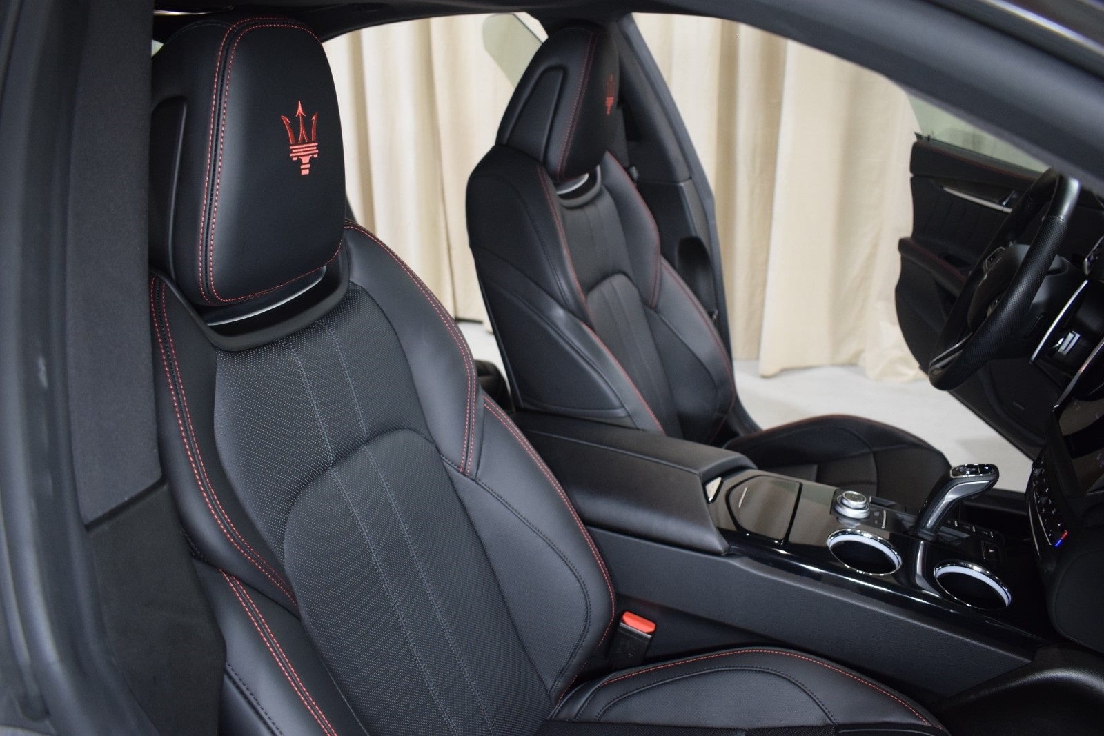 Thumbnail: 2024 Maserati Ghibli - 24