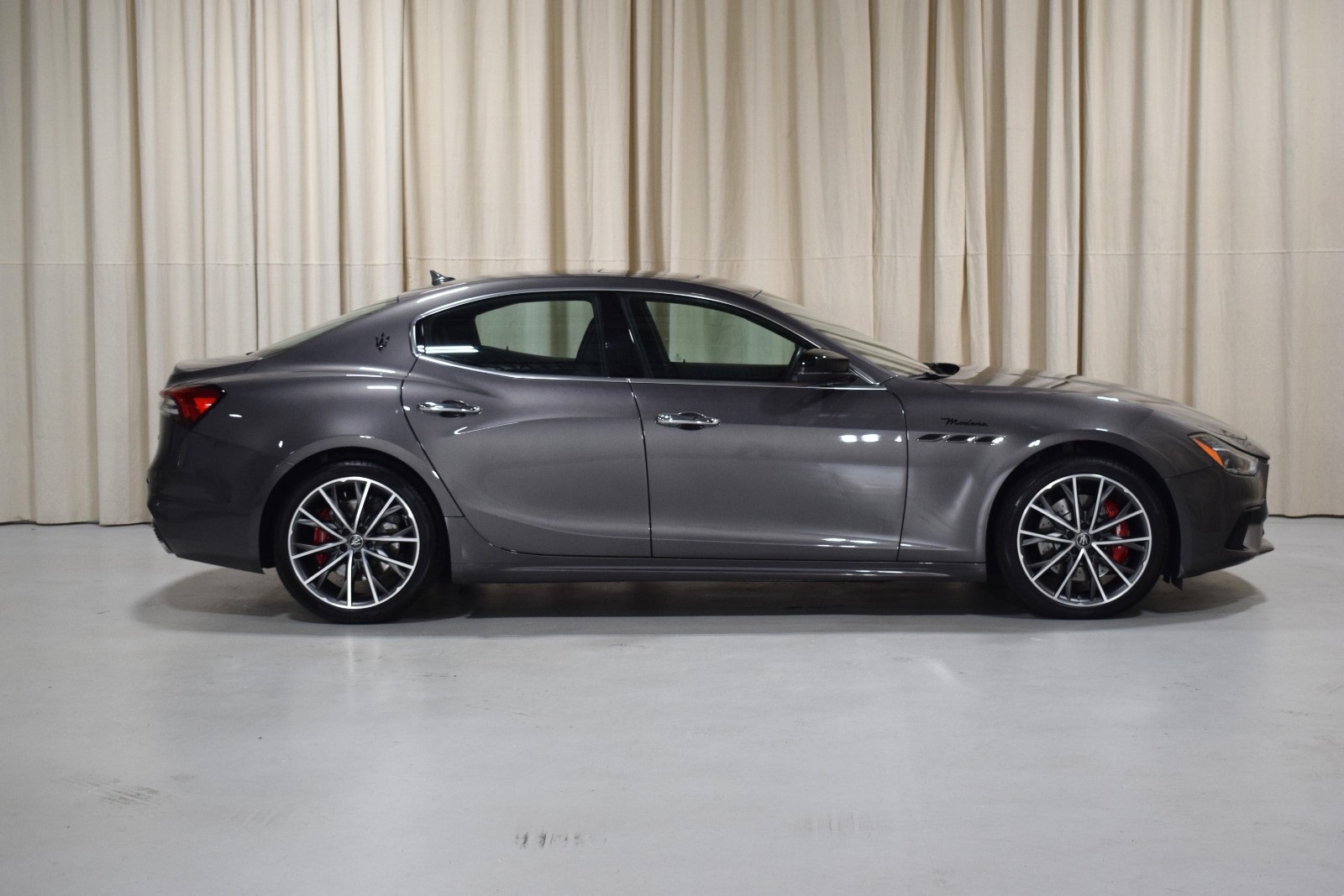 Thumbnail: 2024 Maserati Ghibli - 16