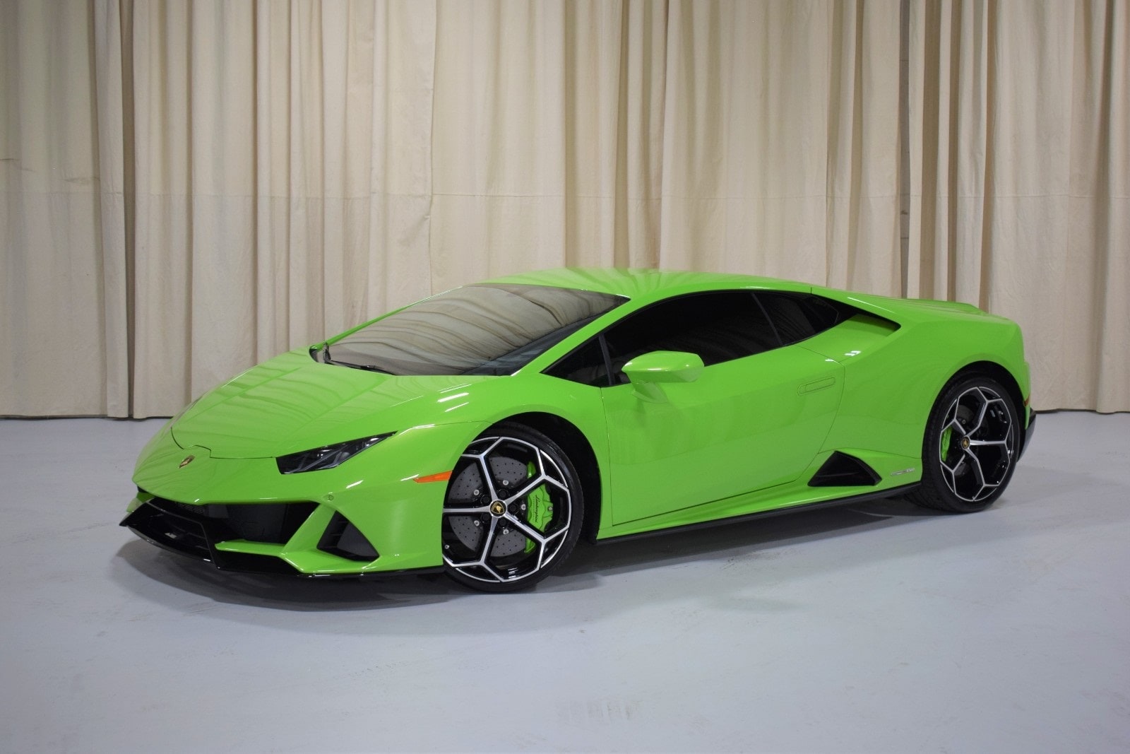 2020 Lamborghini Huracan EVO -
                Troy, MI