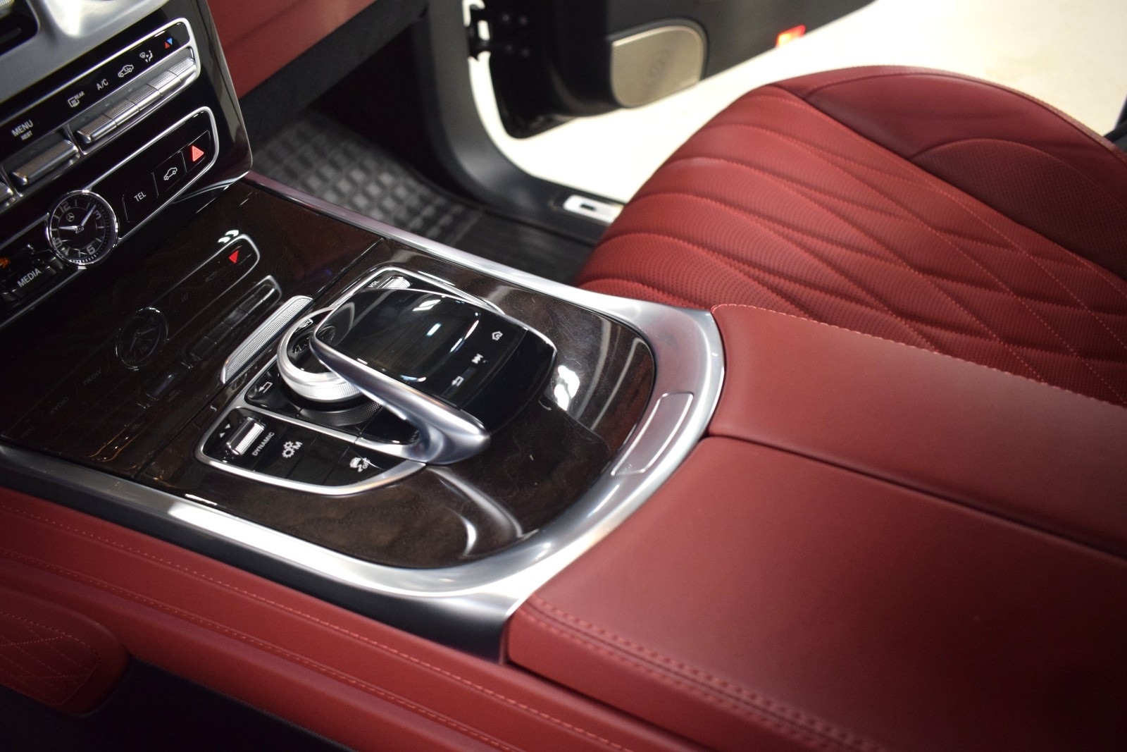 Thumbnail: 2024 Mercedes-Benz G-Class - 36