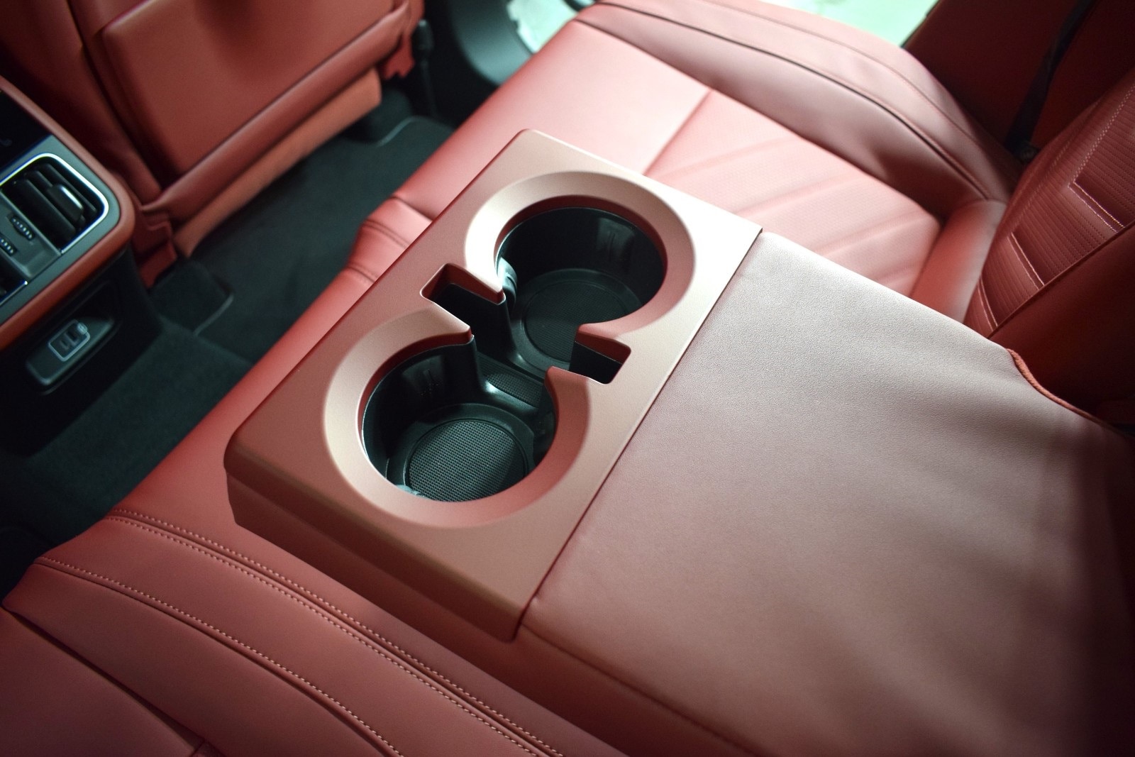 Thumbnail: 2025 Maserati Grecale - 21