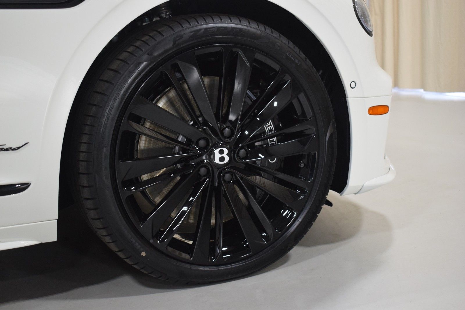 Thumbnail: 2025 Bentley Flying Spur - 7