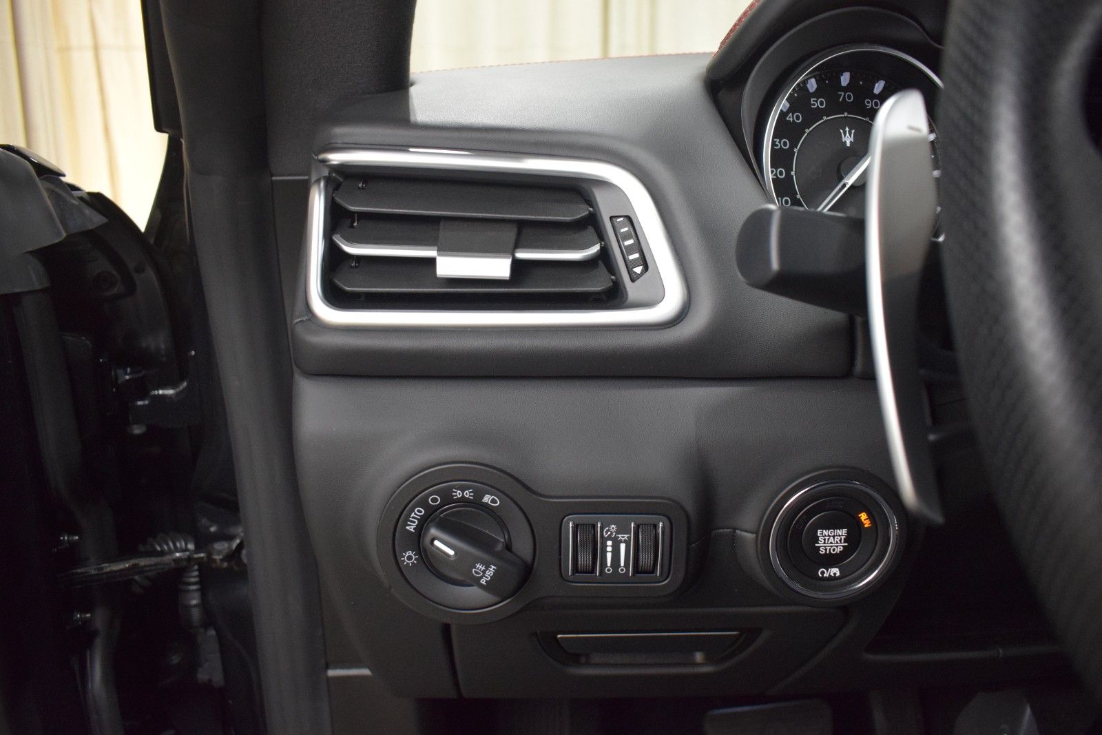 Thumbnail: 2024 Maserati Ghibli - 29