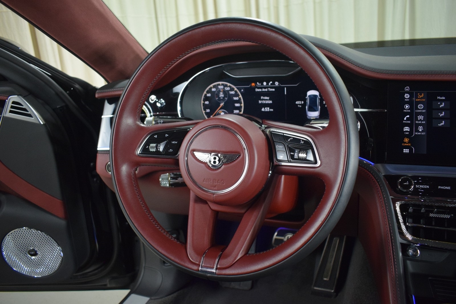 Thumbnail: 2023 Bentley Flying Spur - 28