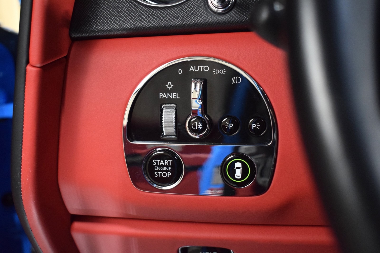 Thumbnail: 2022 Rolls-Royce Cullinan - 31