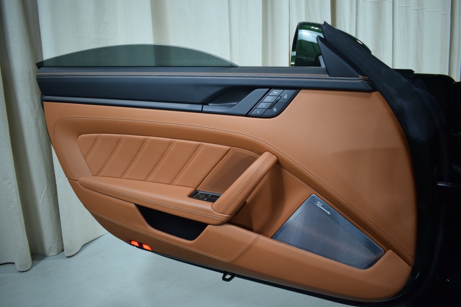 Thumbnail: 2026 Porsche 911 - 38