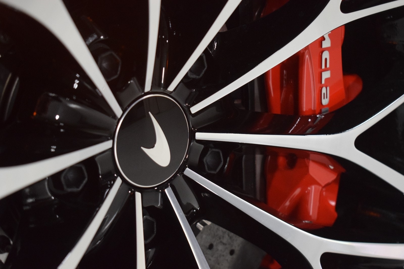 Thumbnail: 2026 Mclaren GTS - 17